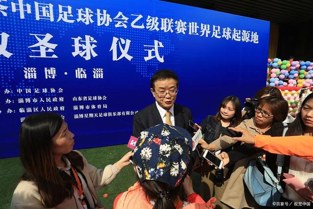 曼城火力全开 连胜势头领跑英超